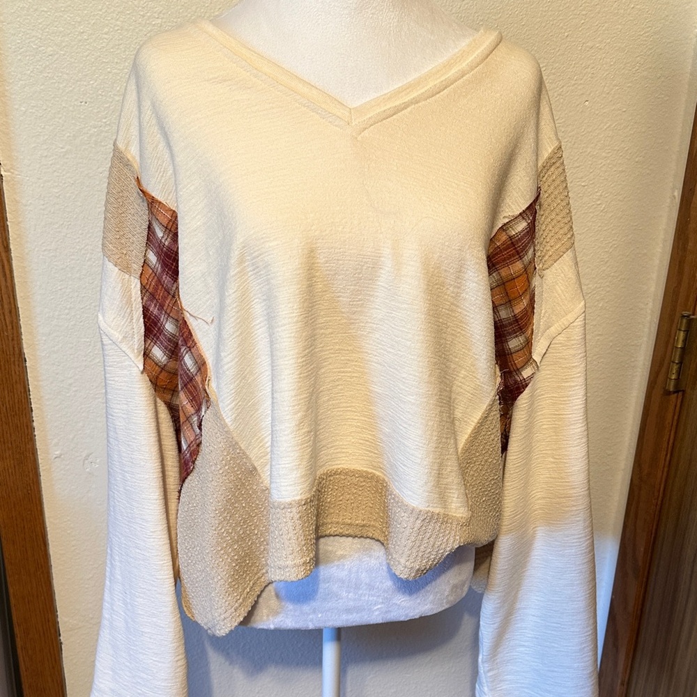 POL NWOT Cream Knit Sweater